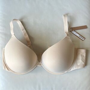 SKIMS Cream Seamless Bra with Underwire Support